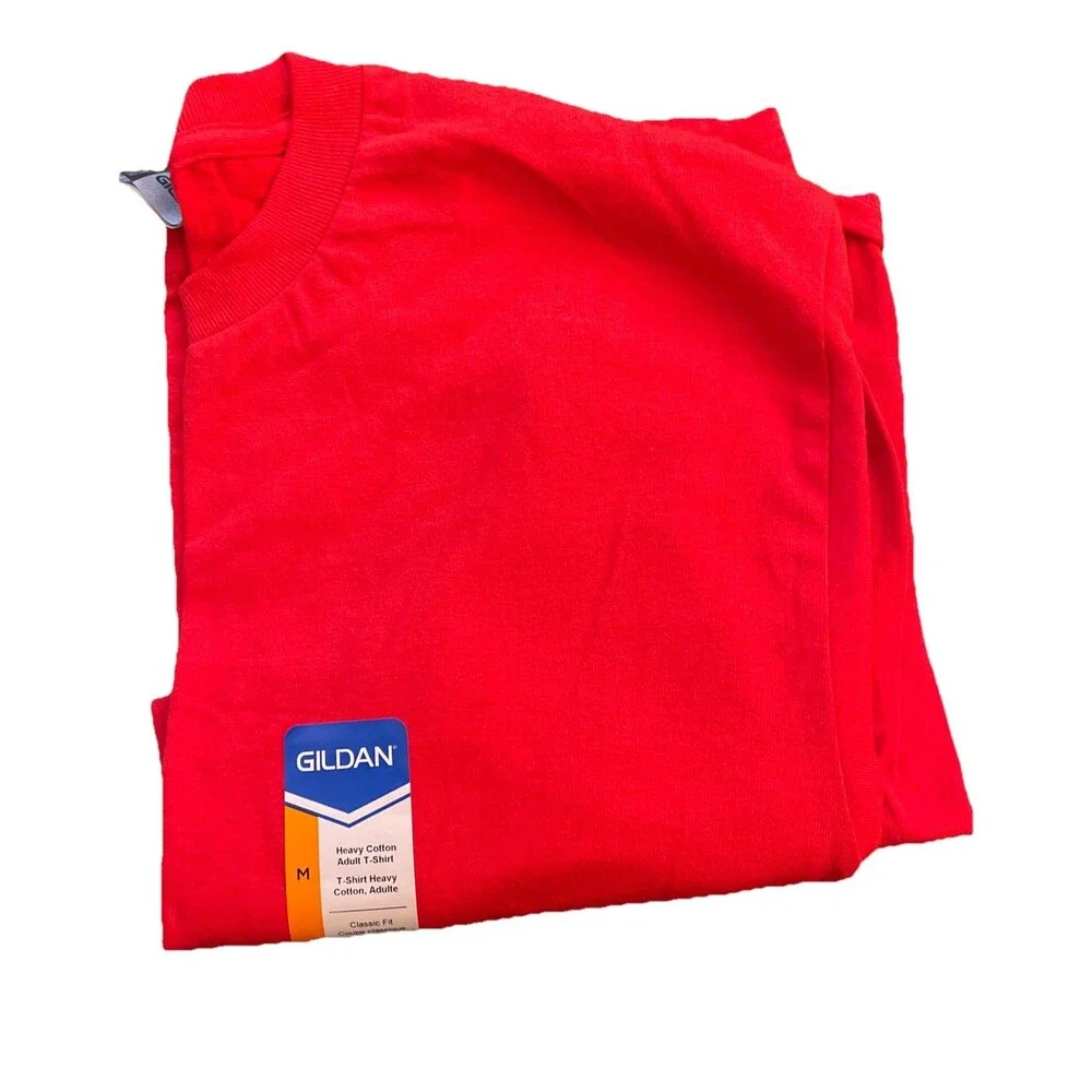 NWT Gildan Classic Men's Red T-shirt Size Medium Blank